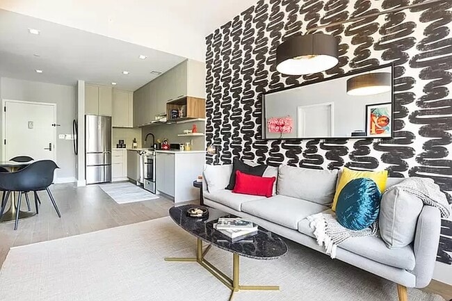 Building Photo - 1-76 Woodward Ave