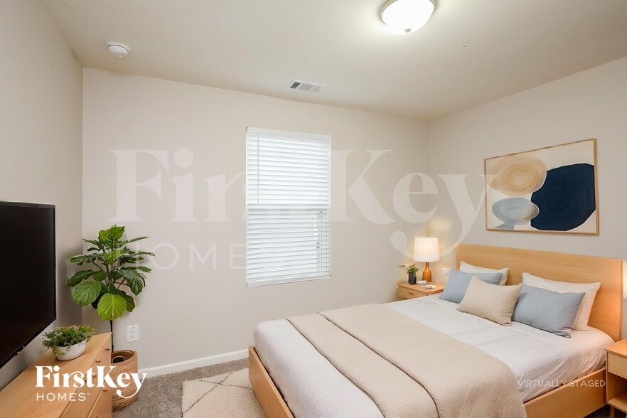 Building Photo - 364 Alexander Ln