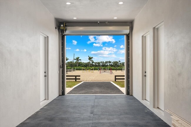 Building Photo - 16175 Deer Path Ln