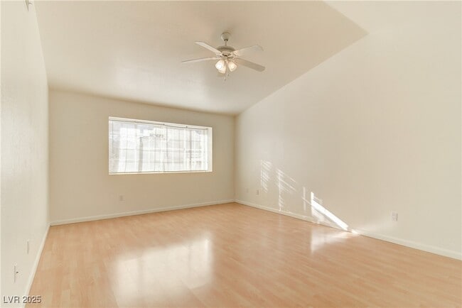 Building Photo - 2616 Island Brook Dr