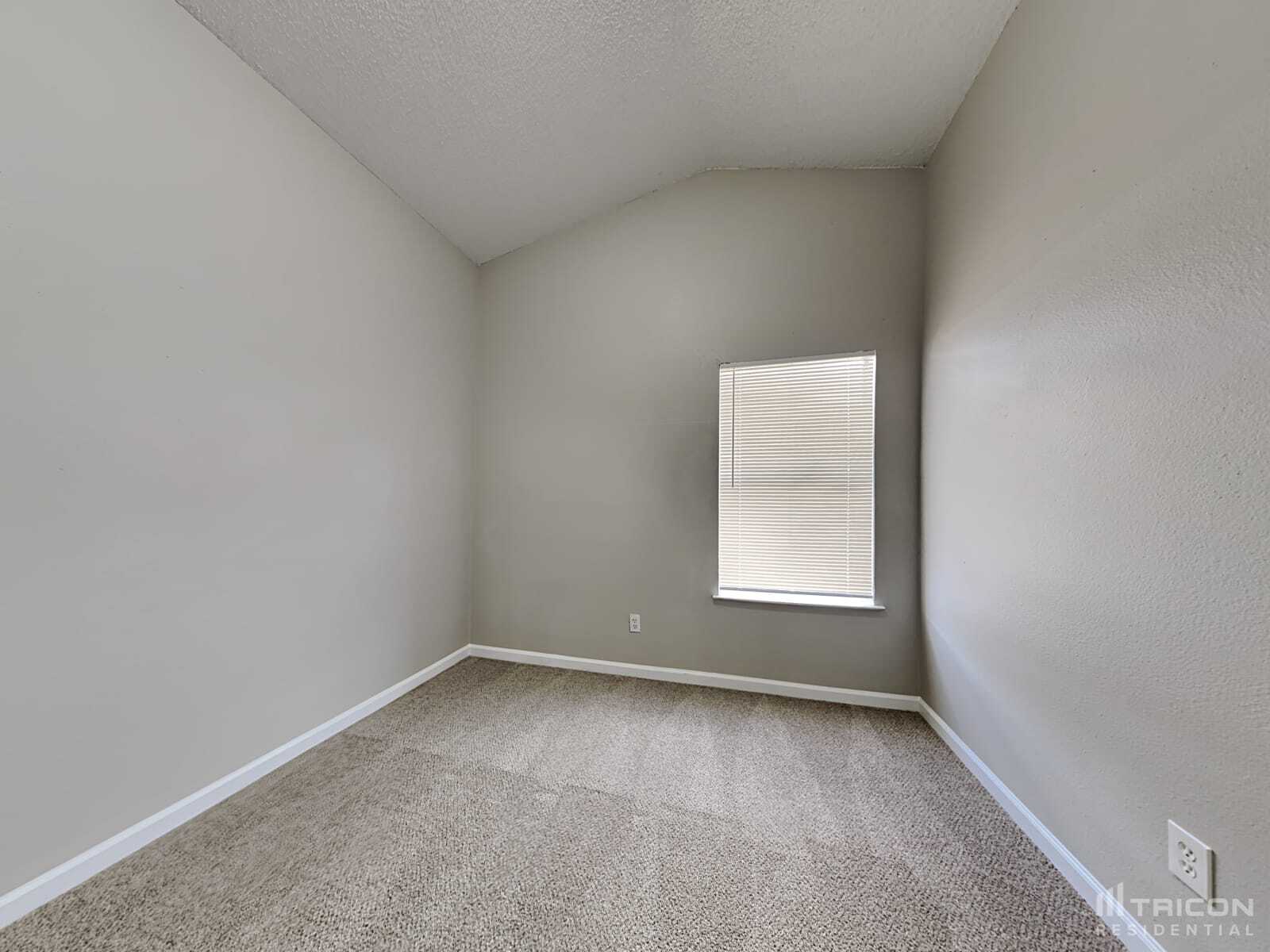Building Photo - 3146 Boynton Dr