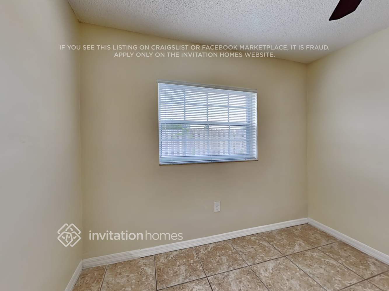 Building Photo - 15671 SW 143rd Ave