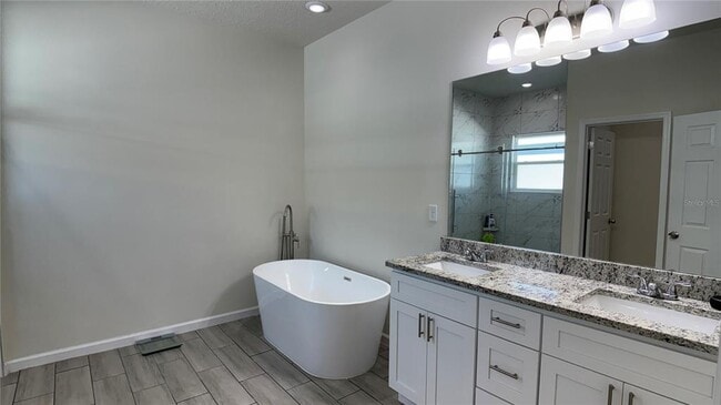 Building Photo - 2129 Hibiscus Pl