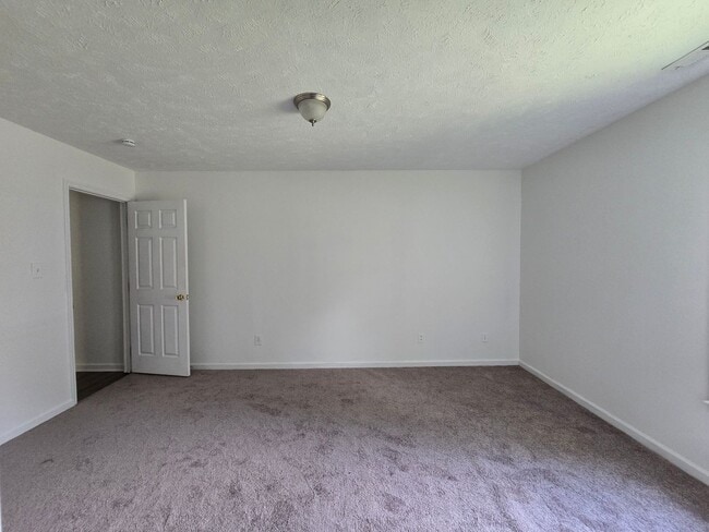 Building Photo - 1521 Kara Ct
