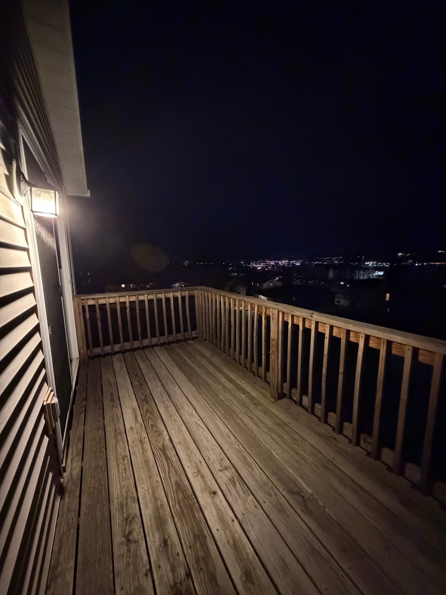 Building Photo - 1514 Caleb Ave