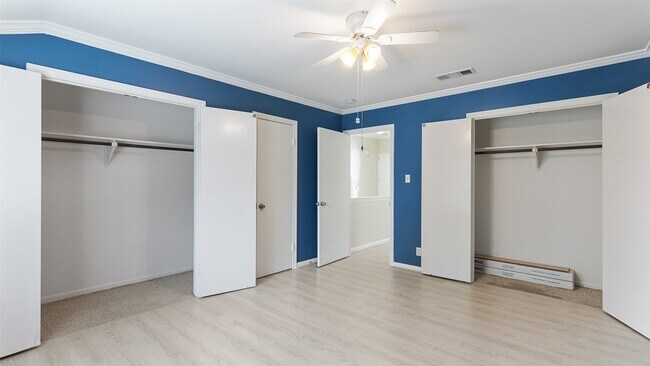 Building Photo - 2107 Lander Ln