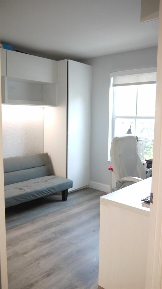 Building Photo - 3046 SW 129th Terrace