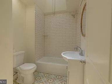 Building Photo - 5432 Springfield Ave