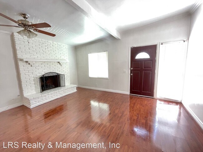 Building Photo - 2 br, 1 bath House - 737 Calaveras Ave.