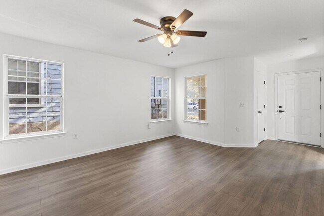 Building Photo - 2110 Nogales Trail