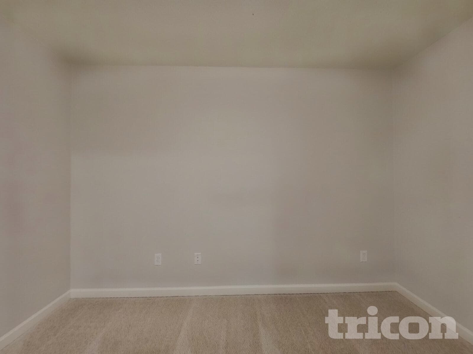 Building Photo - 1760 Overlook Dr