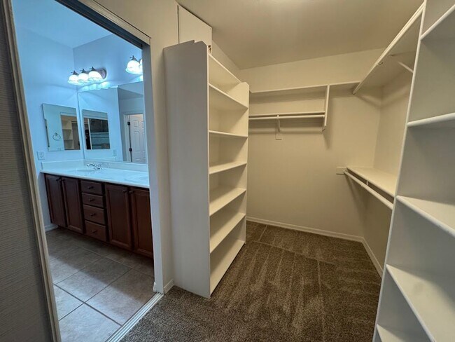 Building Photo - **Move-In Special** BEAUTIFUL 4 BEDROOM 3 ...