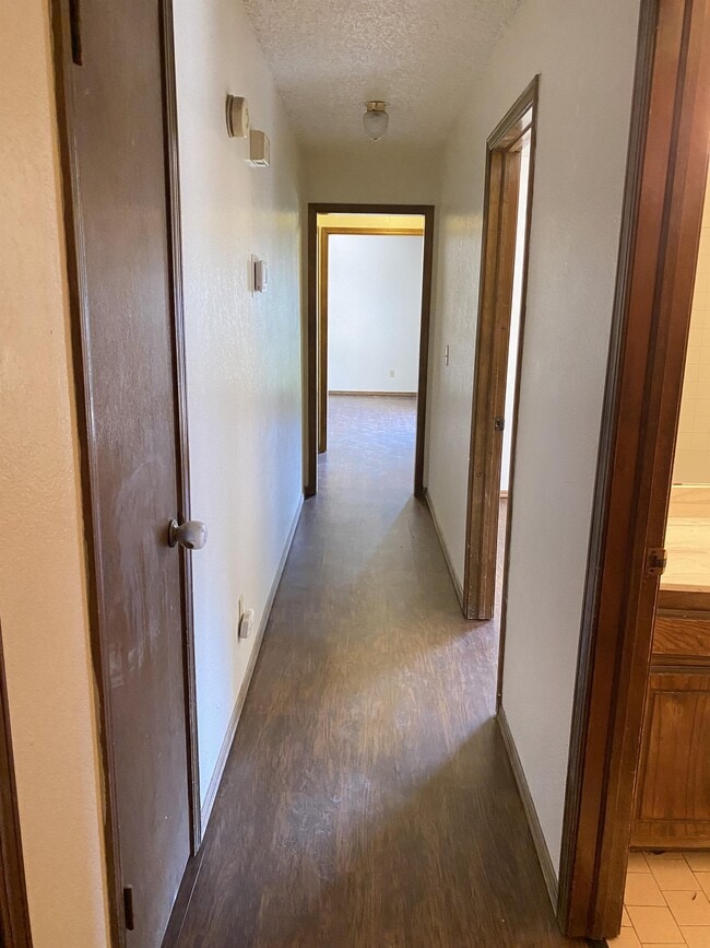 Building Photo - 12606 Abbotts Way