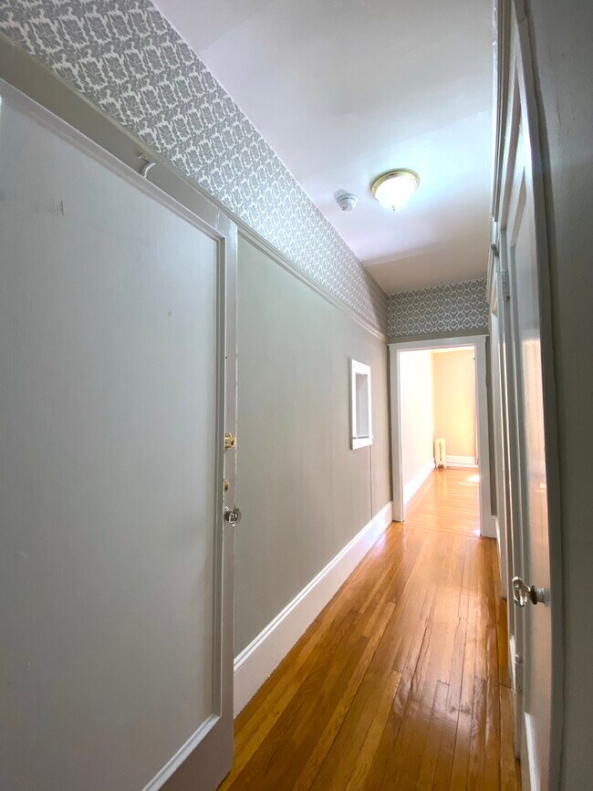 Building Photo - 730 O'Farrell St