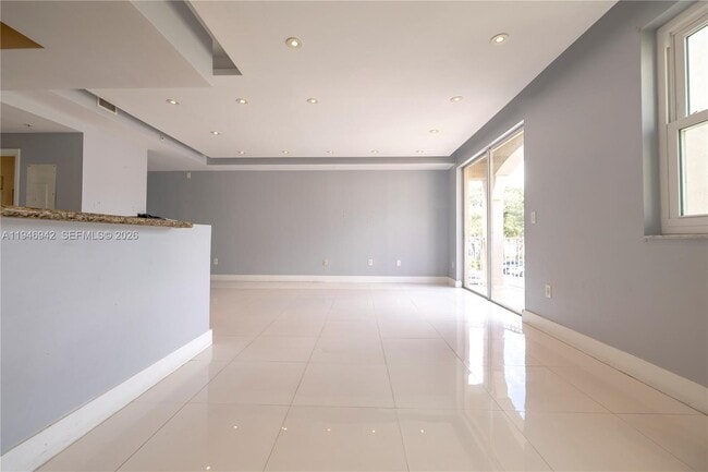 Building Photo - 8826 W Flagler St