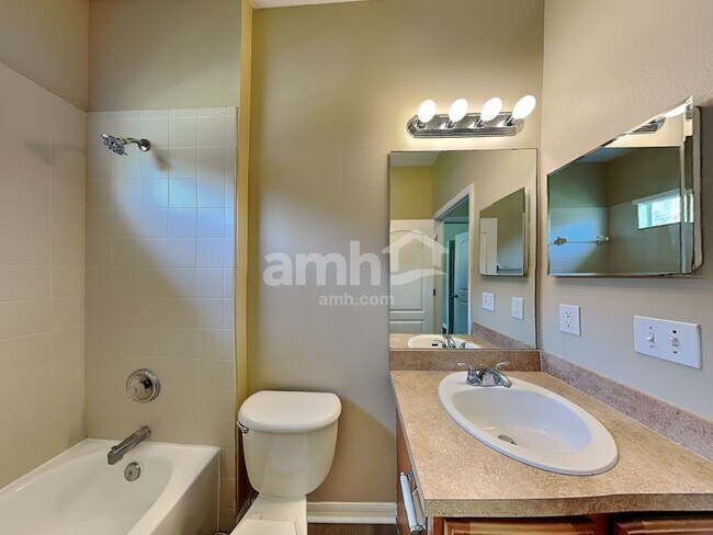 Building Photo - 9253 Black Thorn Loop