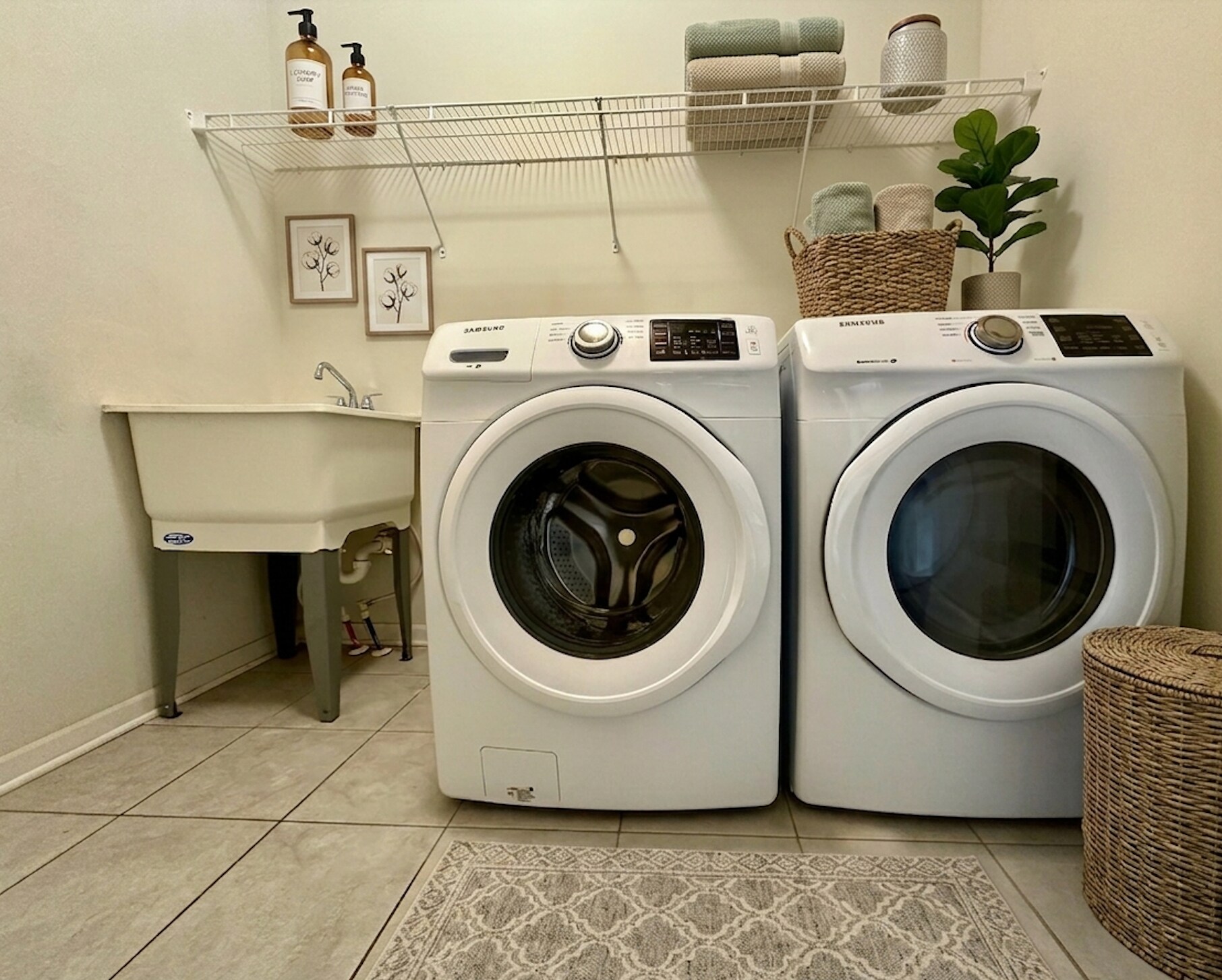 Building Photo - 2750 St. Regis Way