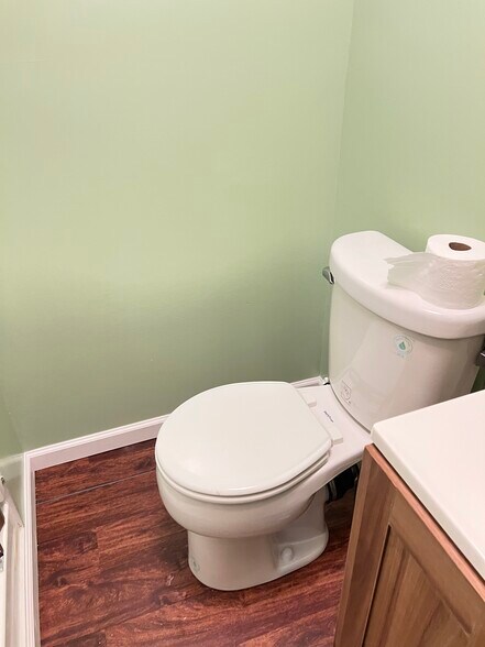 Building Photo - 12 Cherry Cir