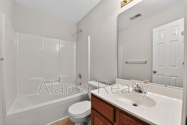 Building Photo - 9205 Mitchell Glen Dr