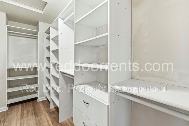 Building Photo - 7737 Solomon Dr