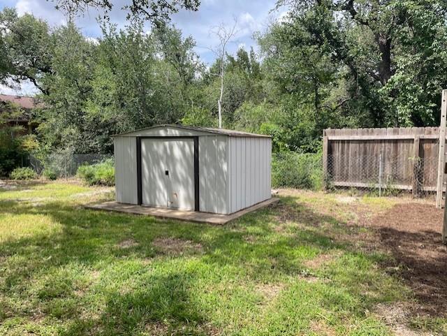 Building Photo - 13504 Lois Ln