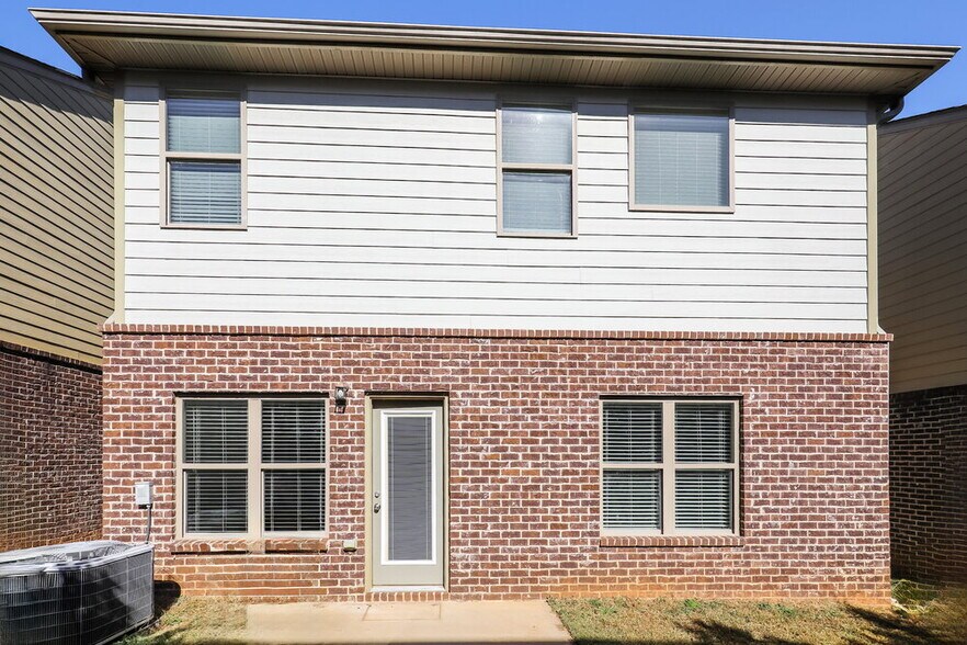 Building Photo - 1213 Faye Ct