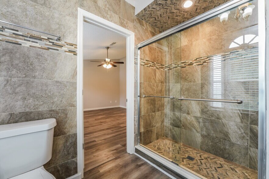 Building Photo - 3280 Pond Ridge Trail