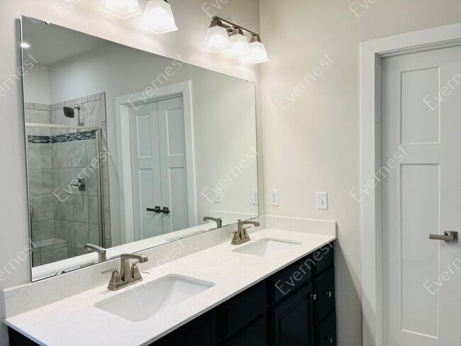 Building Photo - 9744 Katz Ln