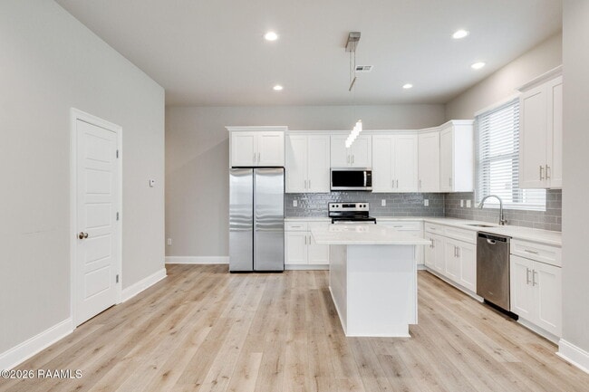 Building Photo - 118 Gadwall Dr