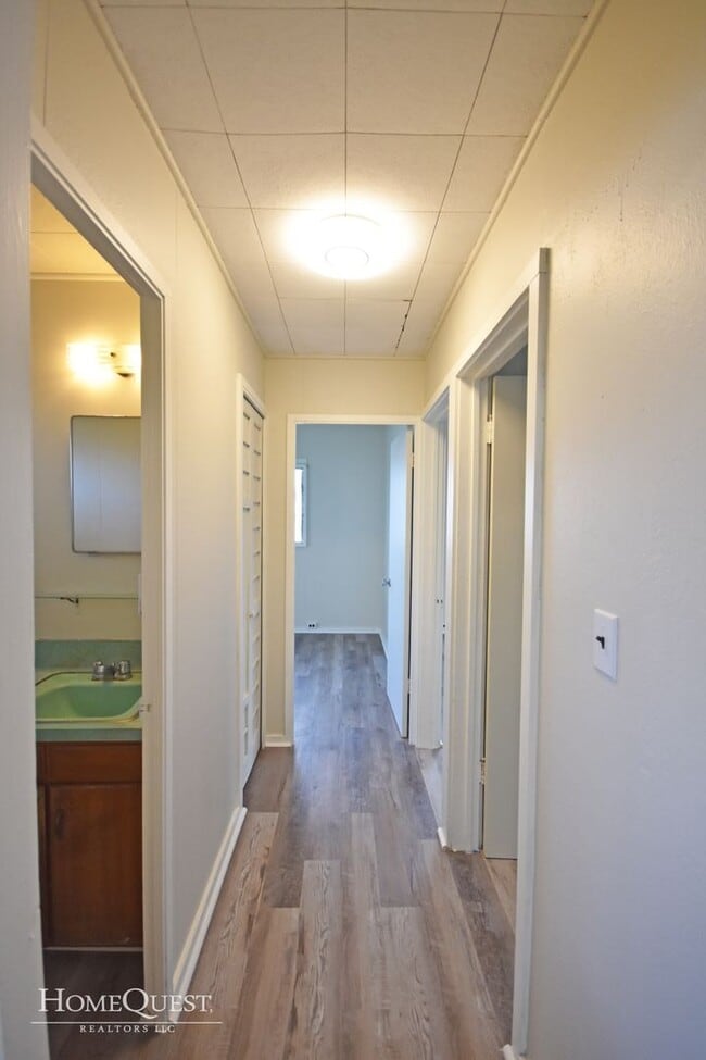 Building Photo - Kaneohe Charm -- 3 bed 1.5 bath SFH -- $3500/mo