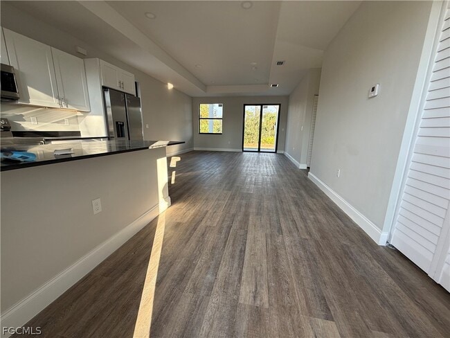 Building Photo - 133 Nacelle Ave S