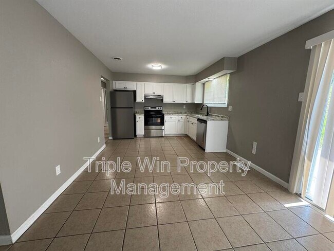 Building Photo - 2014 Wilbert Dr
