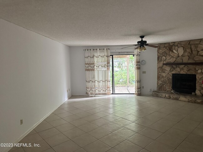 Building Photo - 4422 Winderbrook Ct