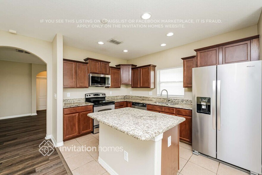 Building Photo - 1047 Seminole Sky Dr