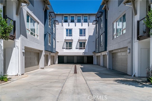 Building Photo - 5506 W 149th Pl