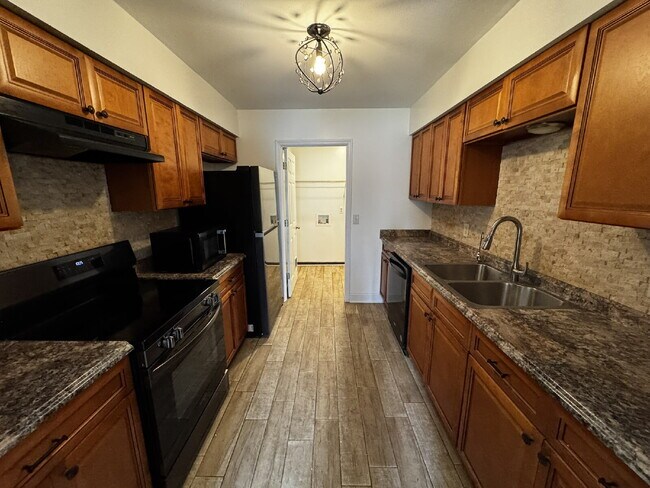 Building Photo - Home for Rent