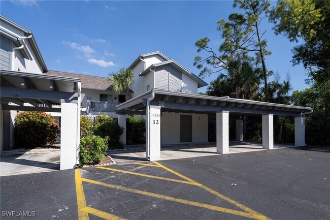 Building Photo - 17455 Blueberry Hill Dr