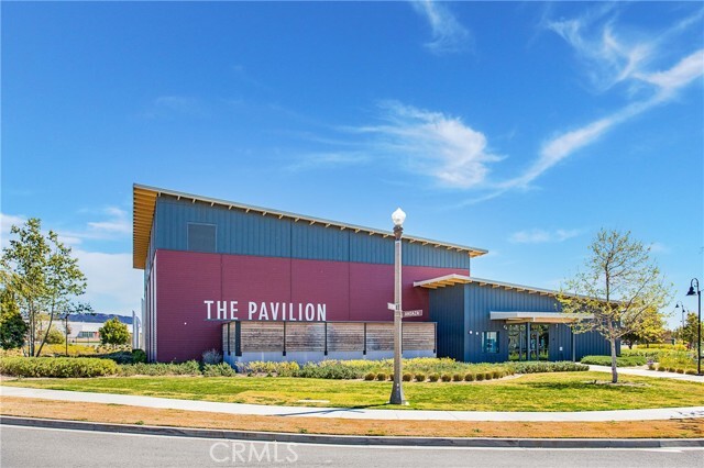 Building Photo - 5 Gamella