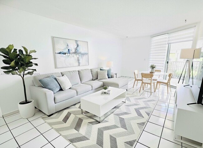 Primary Photo - 1750 W 46th St