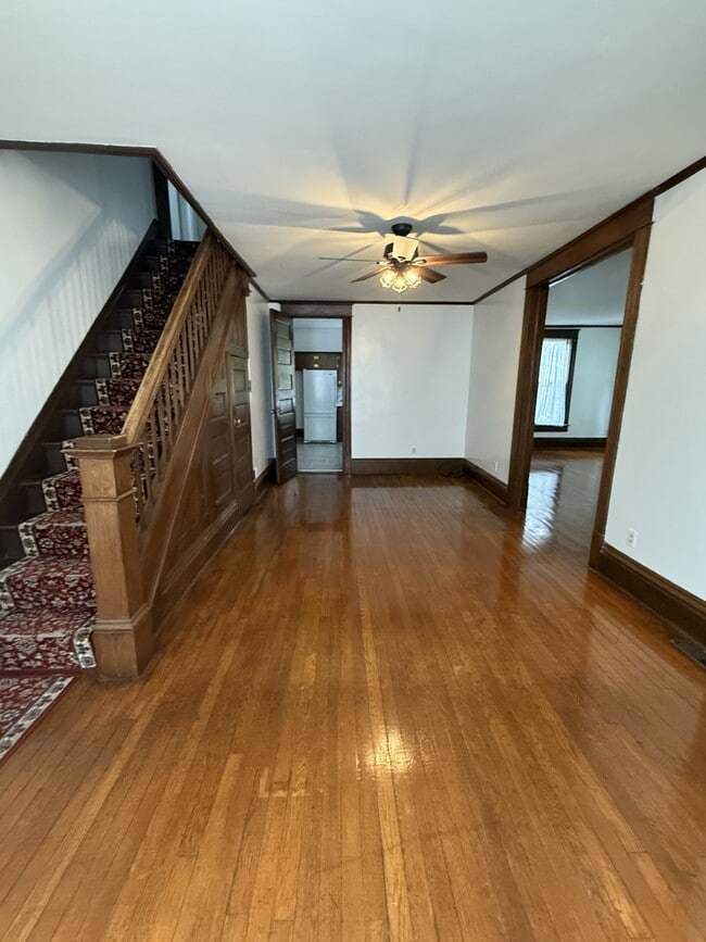 Building Photo - 1819 Northwestern Ave