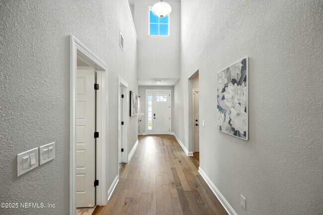 Building Photo - 24 Tradesman Ln