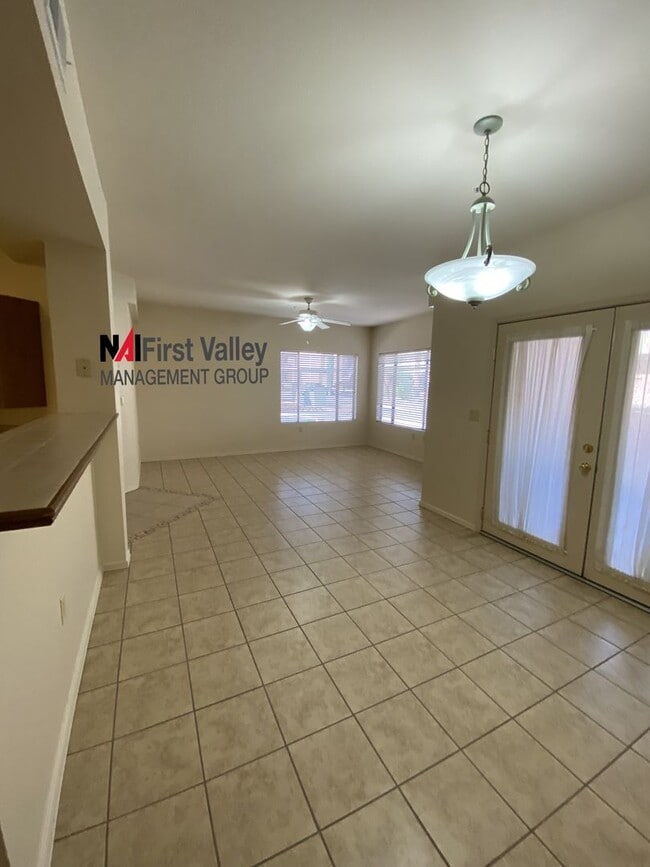 Building Photo - 1 Bedroom, 1 Bath