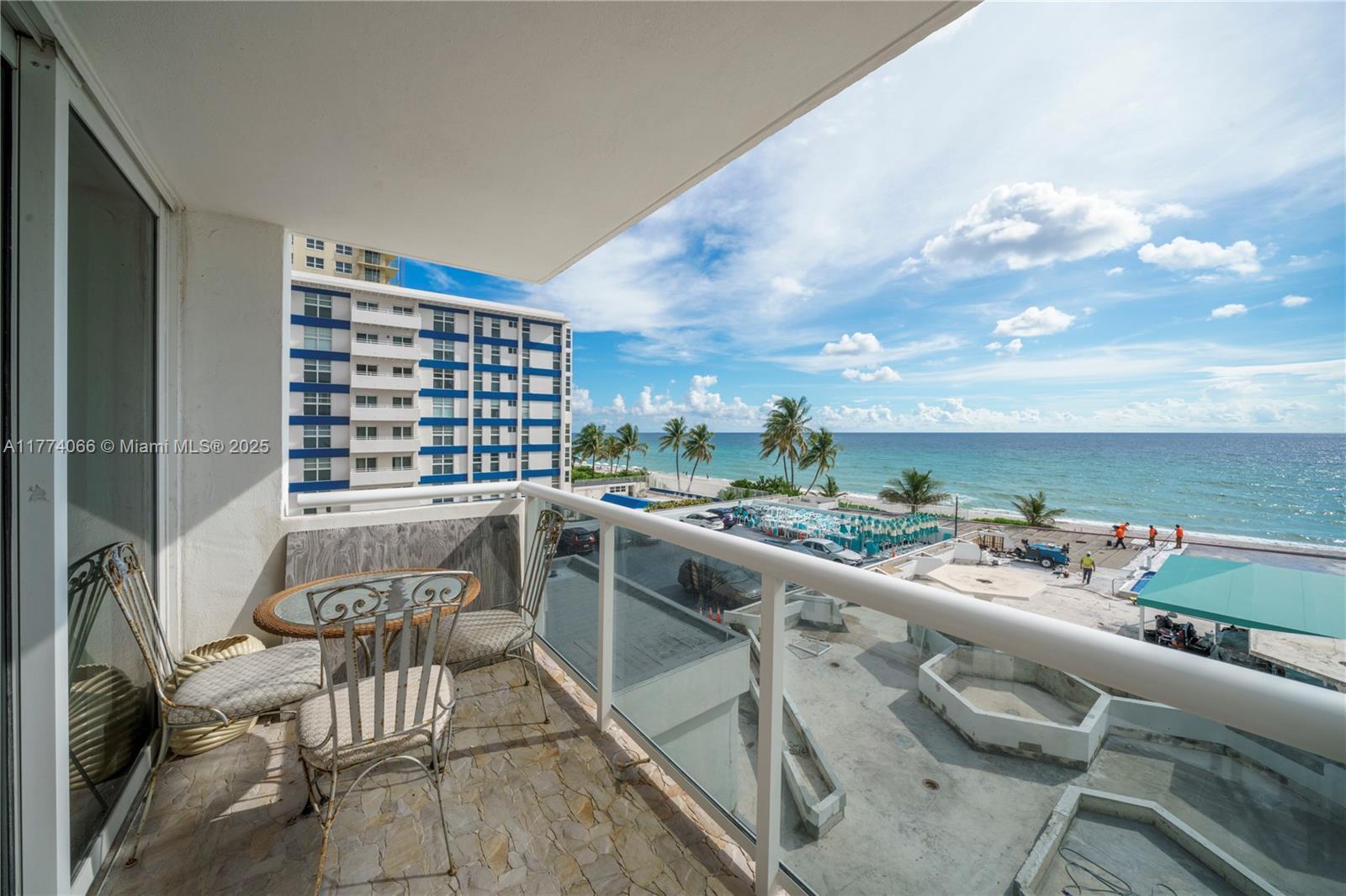 Building Photo - 3140 S Ocean Dr