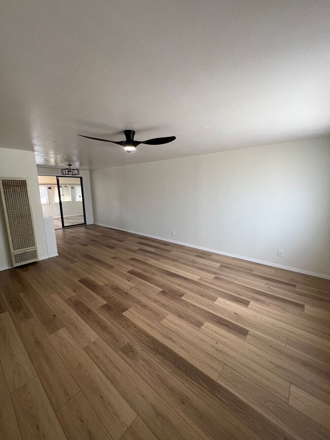 Building Photo - NE 3/BD 1/BA 1/CG