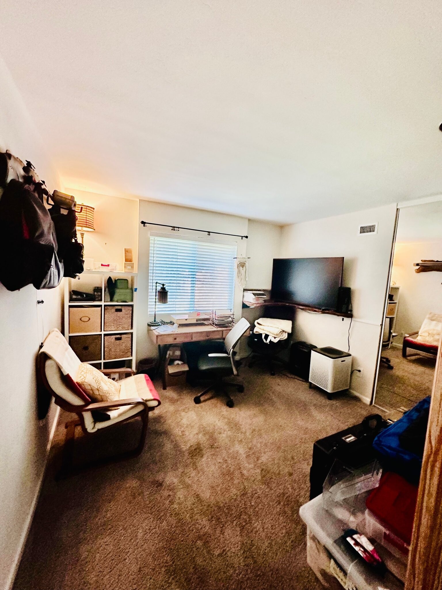 Building Photo - 3823 Via Del Conquistador