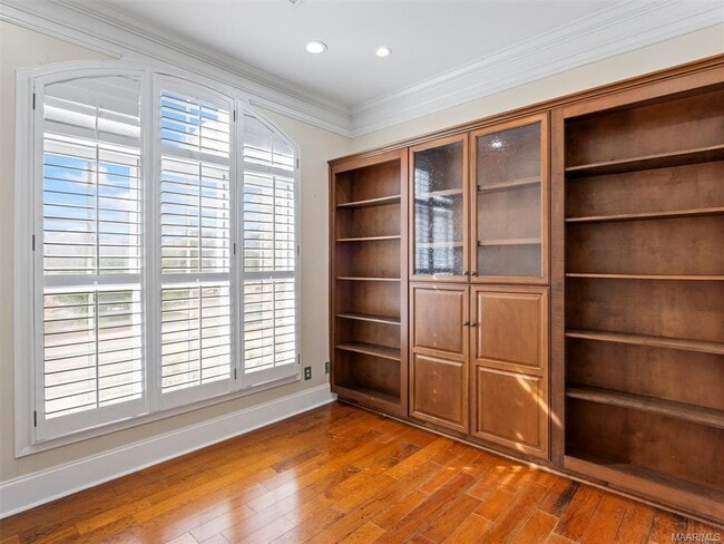 Building Photo - 3900 Turning Leaf Loop