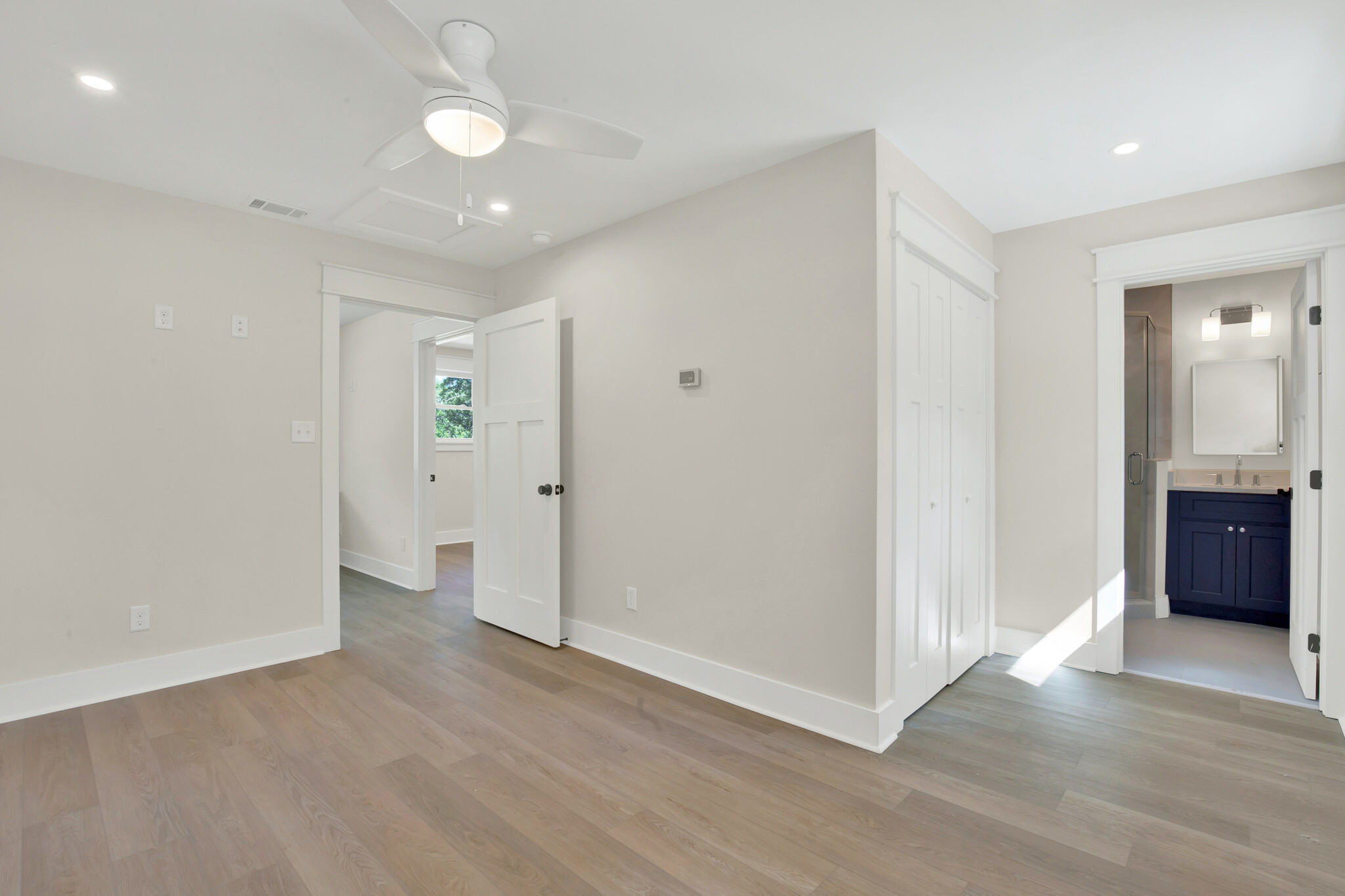 Building Photo - 106 Montclair Blvd