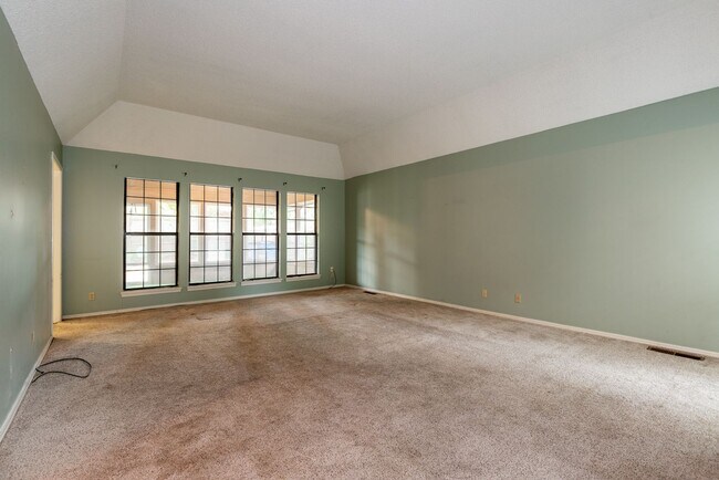 Building Photo - 7236 E 65th St