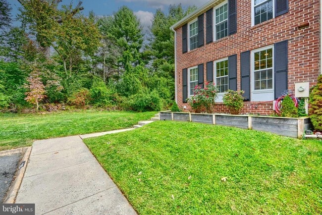 Building Photo - 1725 Beechbank Way
