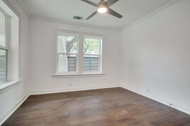 Building Photo - 4500 Avenue H